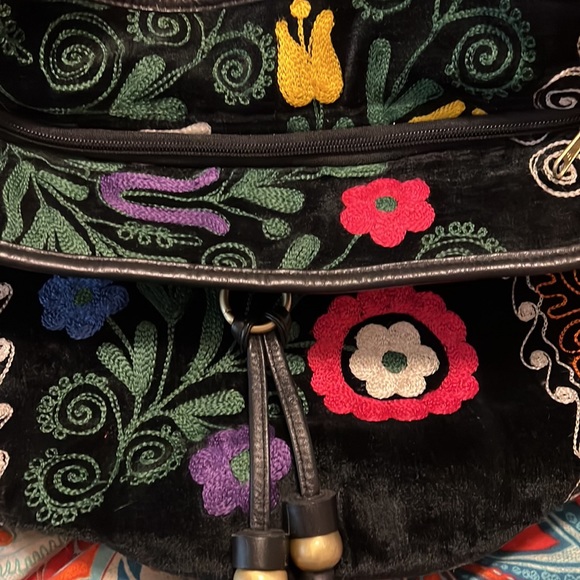 Hand Stitched bag. - Picture 5 of 7